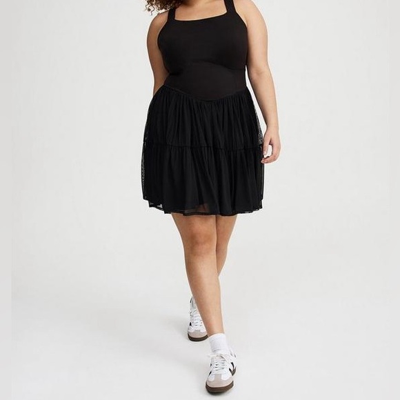 TORRID Plus Size 0X(12) Performance Core Mesh Ruffle 2fer Active Dress Black - Picture 2 of 10